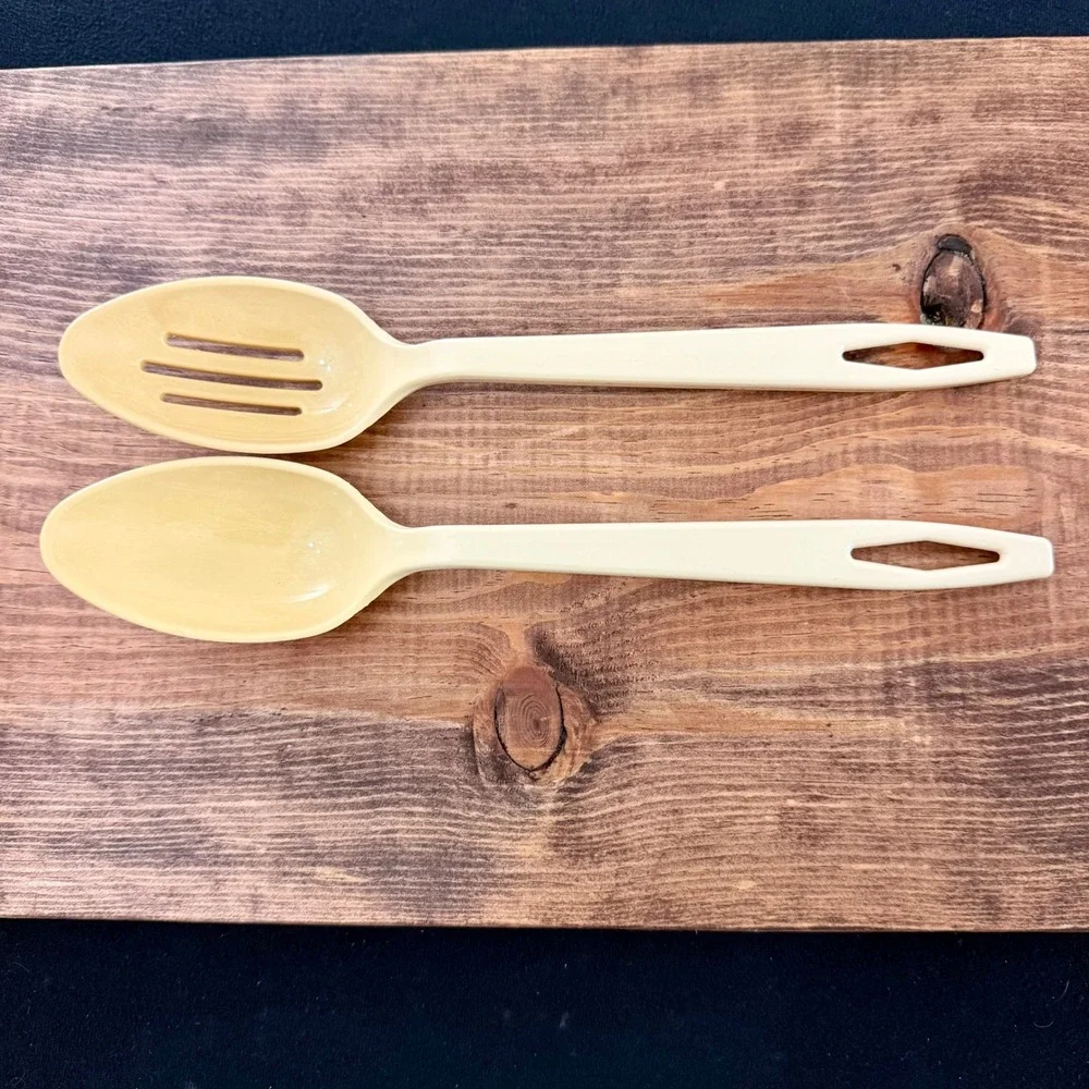 Tailor Made Products Cream Yellow Serving Spoon Set Solid and Slotted USA Made‎